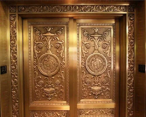 elevatordoor7.jpg