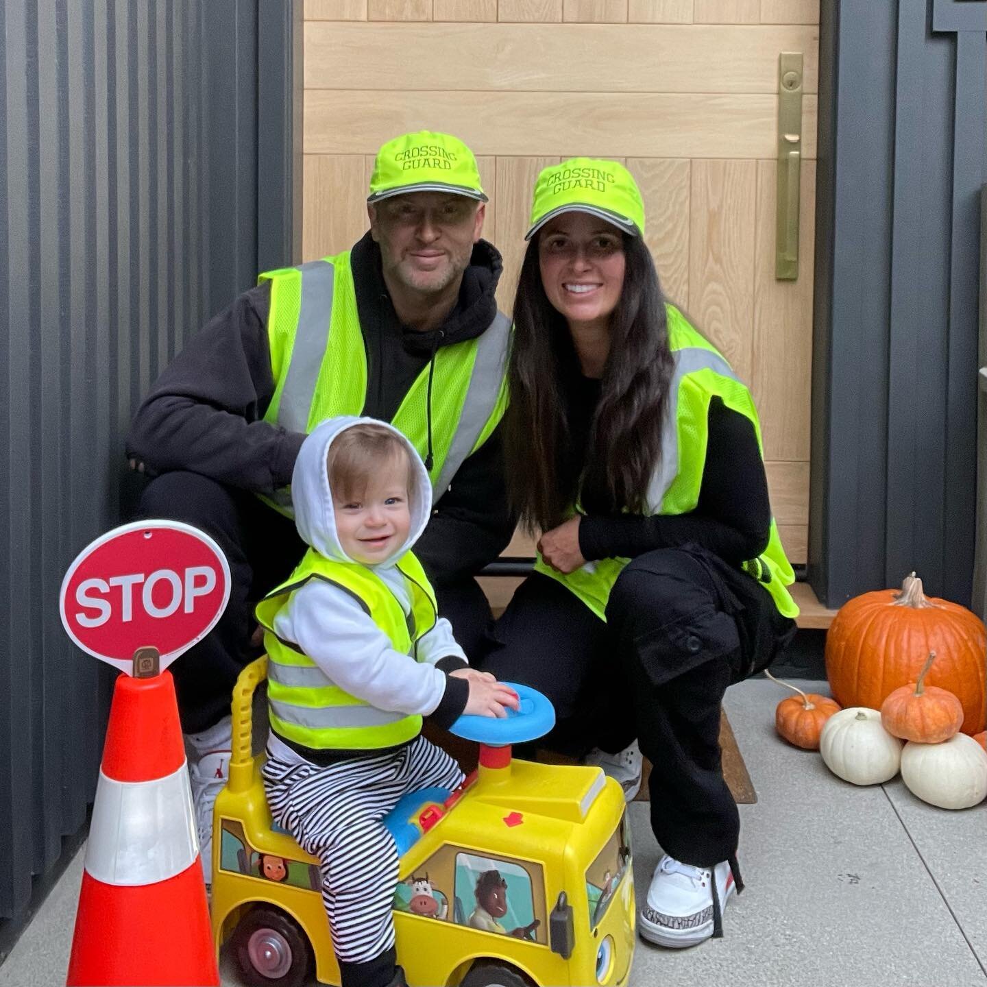 just a crazy bus driver &amp; his crossing guards🛑🚦✋ happy halloween