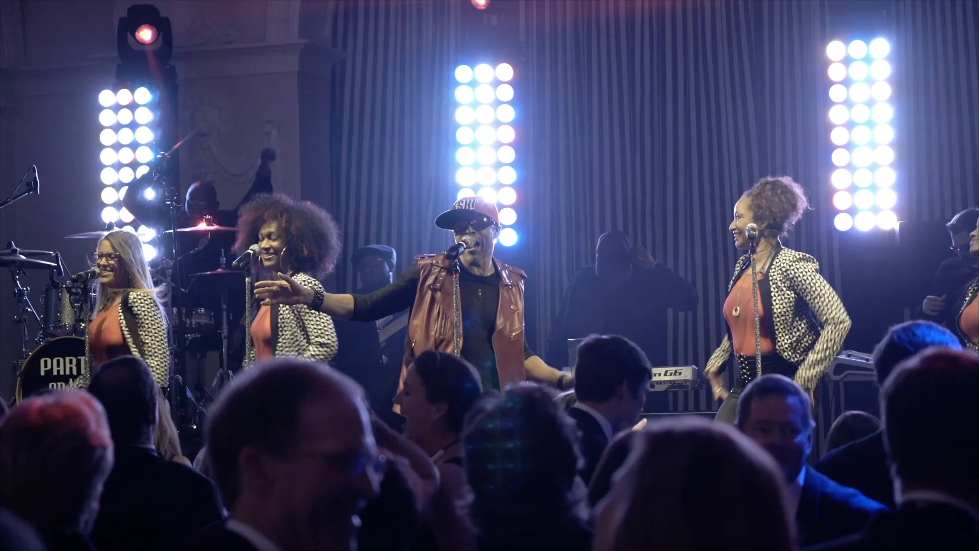 Party on the Moon Band Live Performance