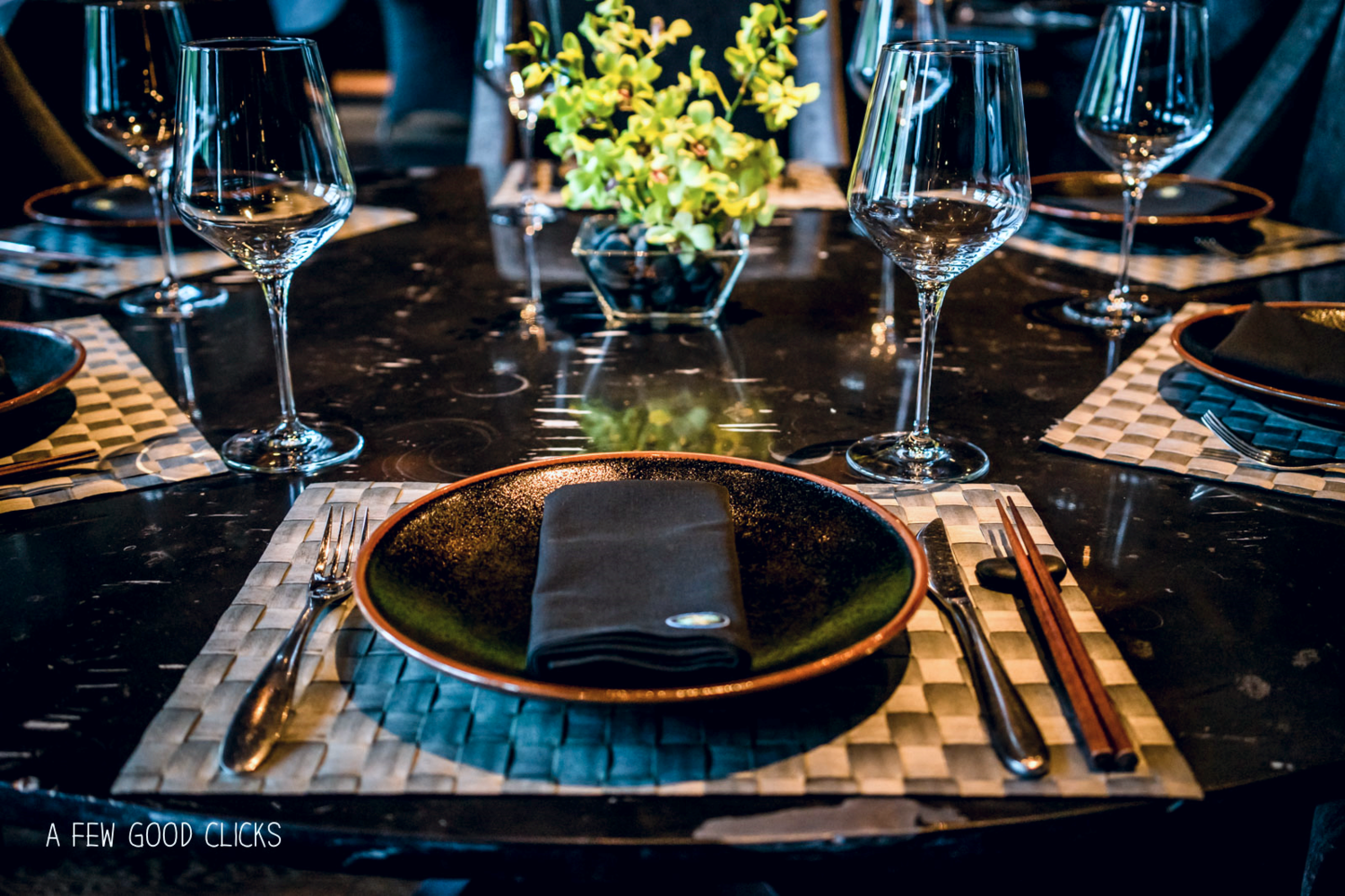 best-asian-fusion-restaurant-table-set-up-photography-afewgoodclicks.net