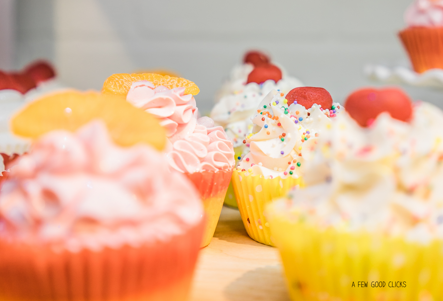 birthday-vanilla-cupcake-photo-at-nectar-usa-store-vegas