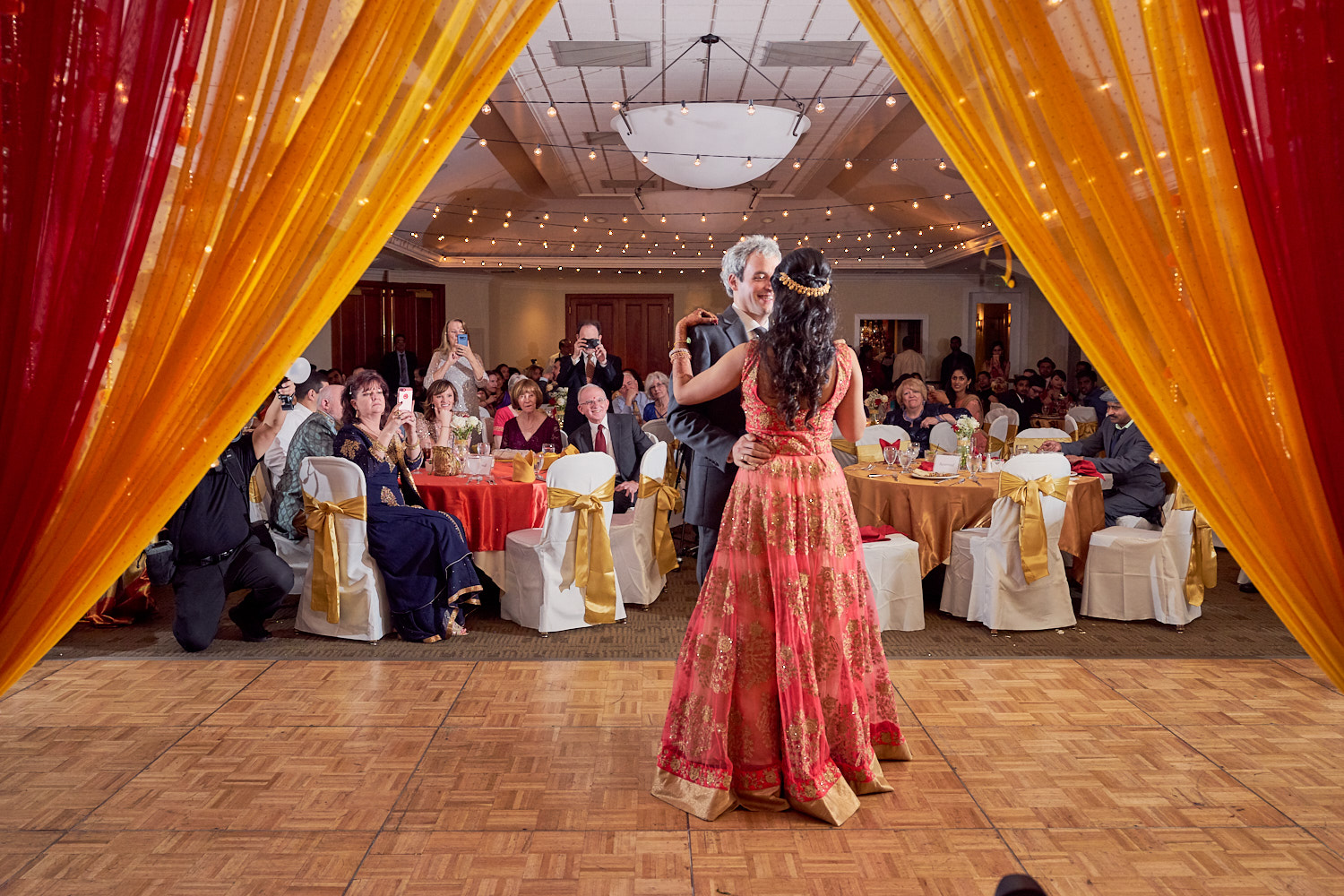 saratoga-country-club-wedding-reception-photography-by-afewgoodclicks