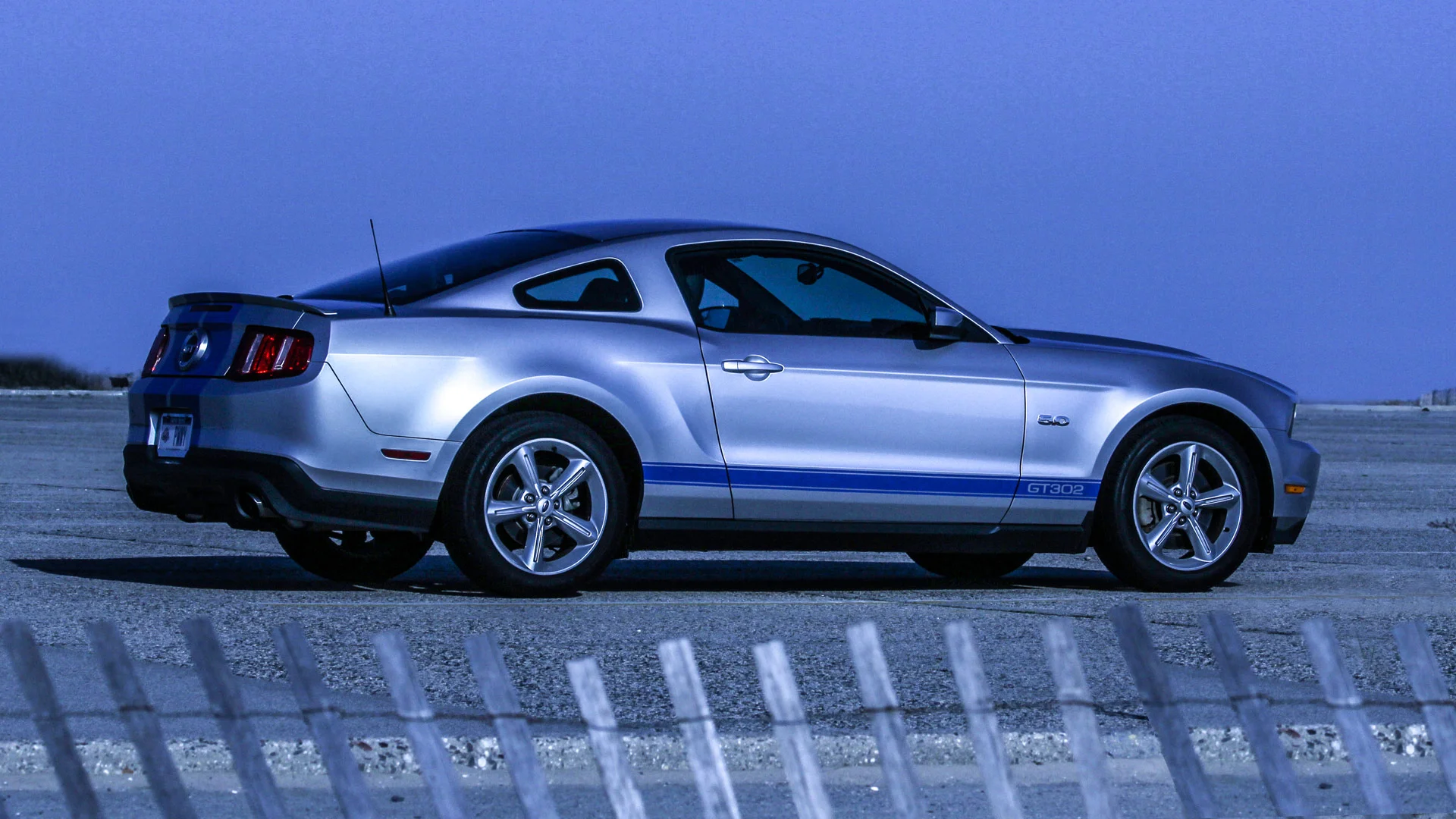 mustang.jpg