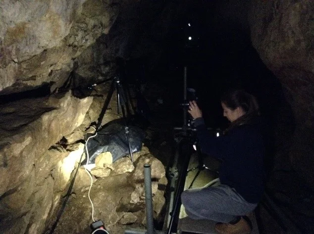 Uxue Rambla Eguilaz sets up the equipment
