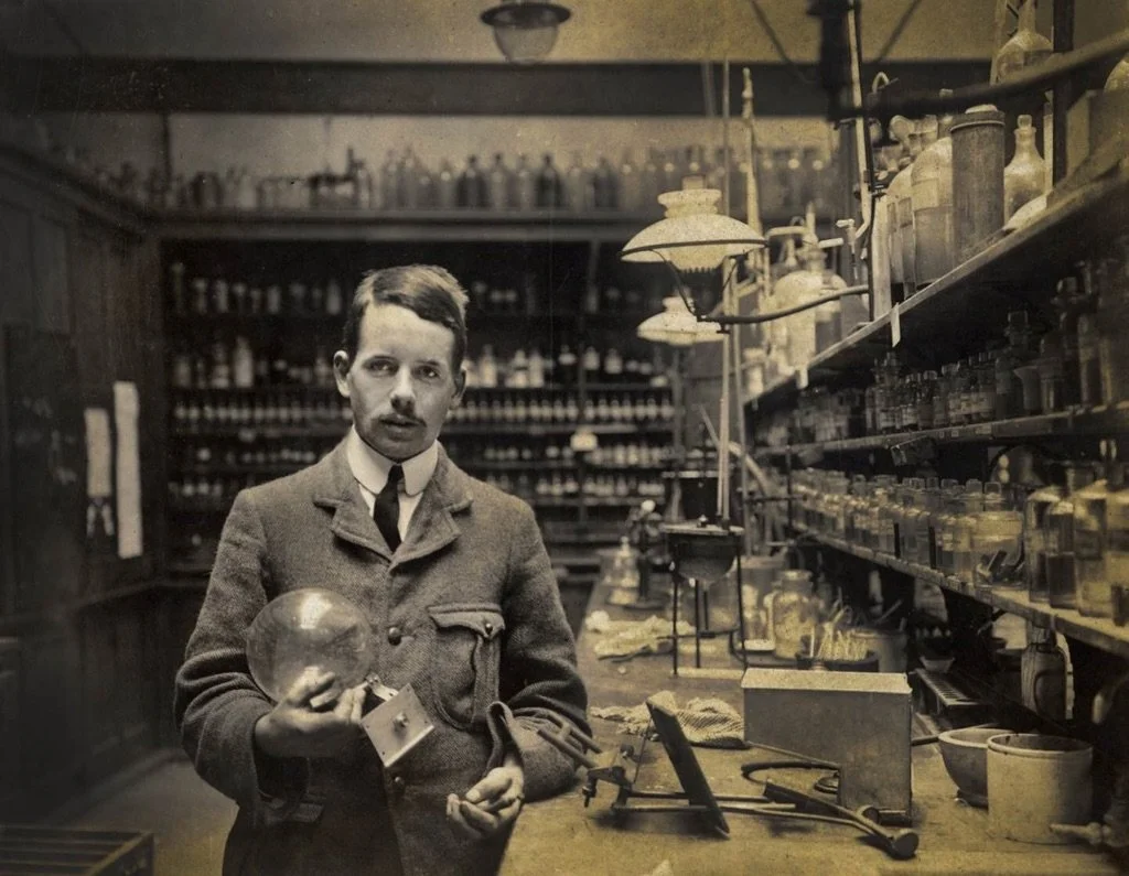 moseley_in_laboratory.jpg