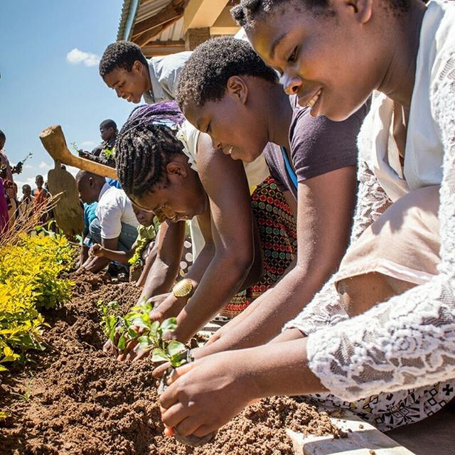 First big Saturday event of 2018: gardening and planting trees. Thuchila and Kogoya Hope Centers both took advantage of a sunny break between the rains to re-forest our land, planting trees, shrubs, and flowers all around the property. We can't re-fo