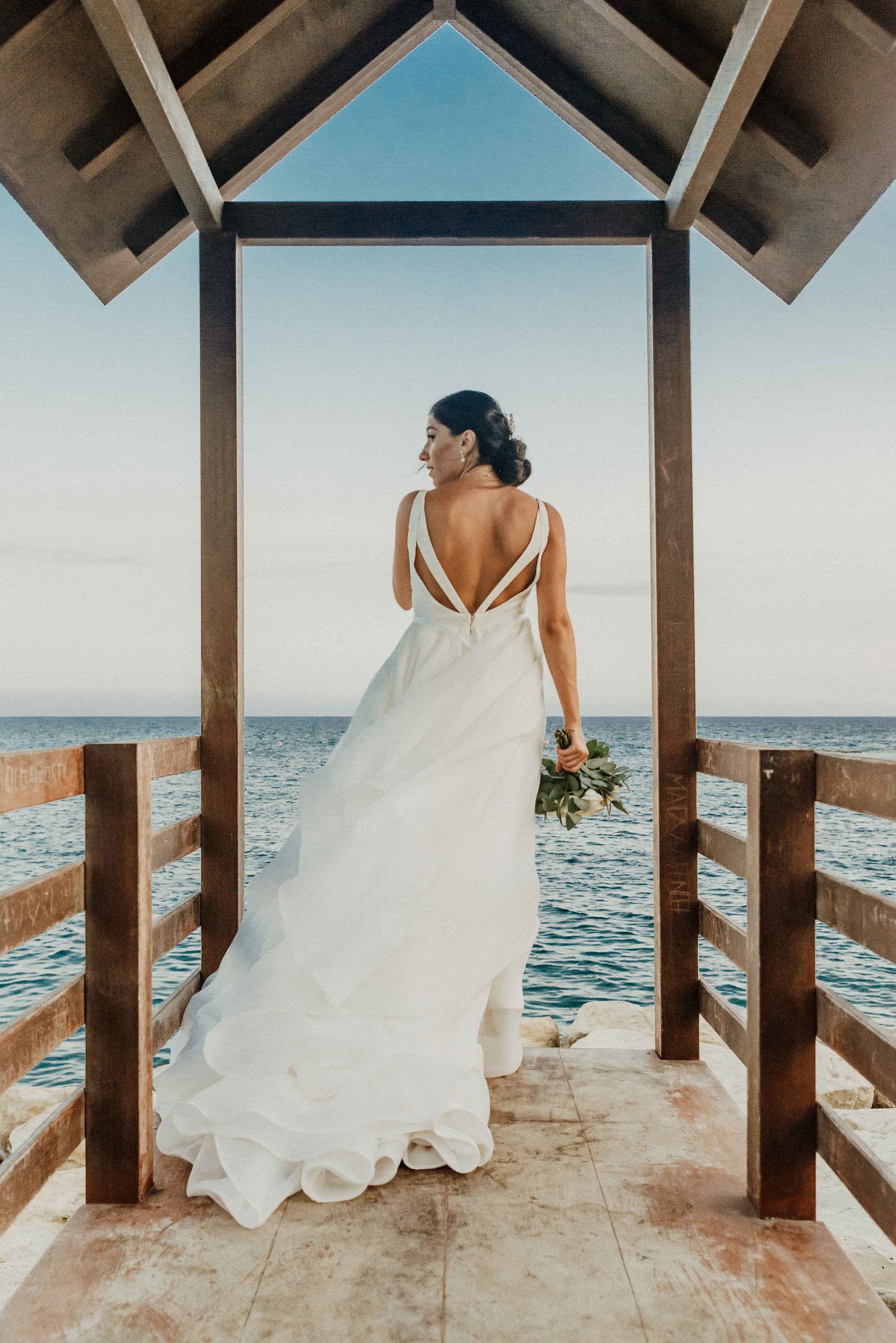  Experience the magic of your wedding day all over again with stunning photos taken in Cyprus