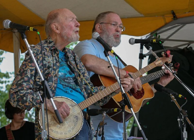 Pete Seeger & Lorre Wyatt