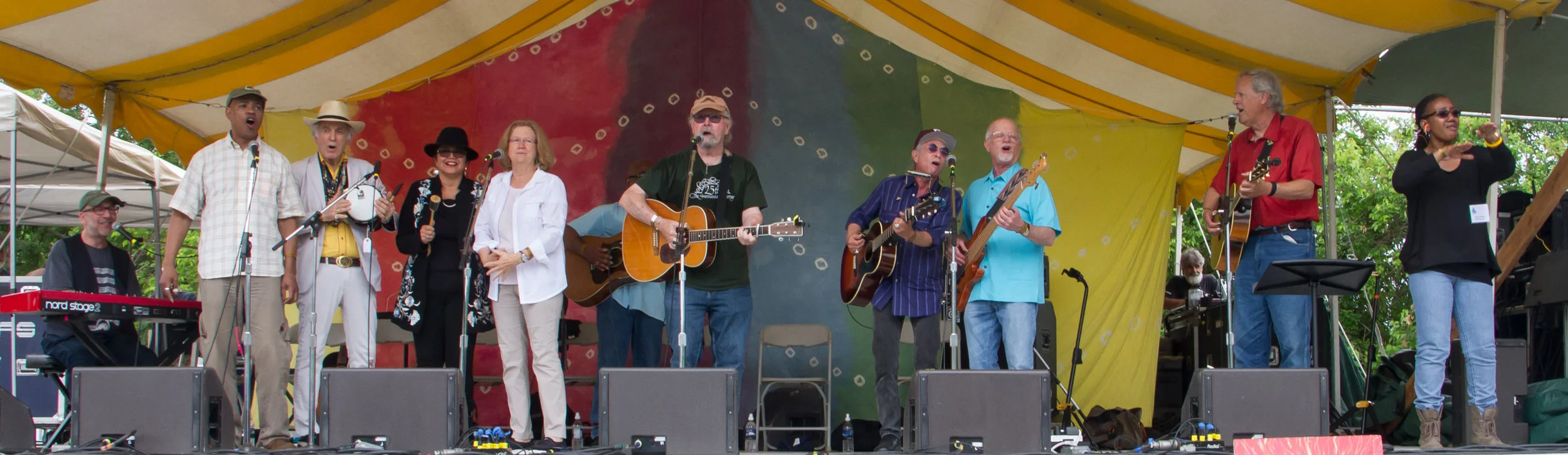 Guy Davis, David Amram, Holly Near, Joanne Shenandoah, Tom Paxton, Tom Chapin