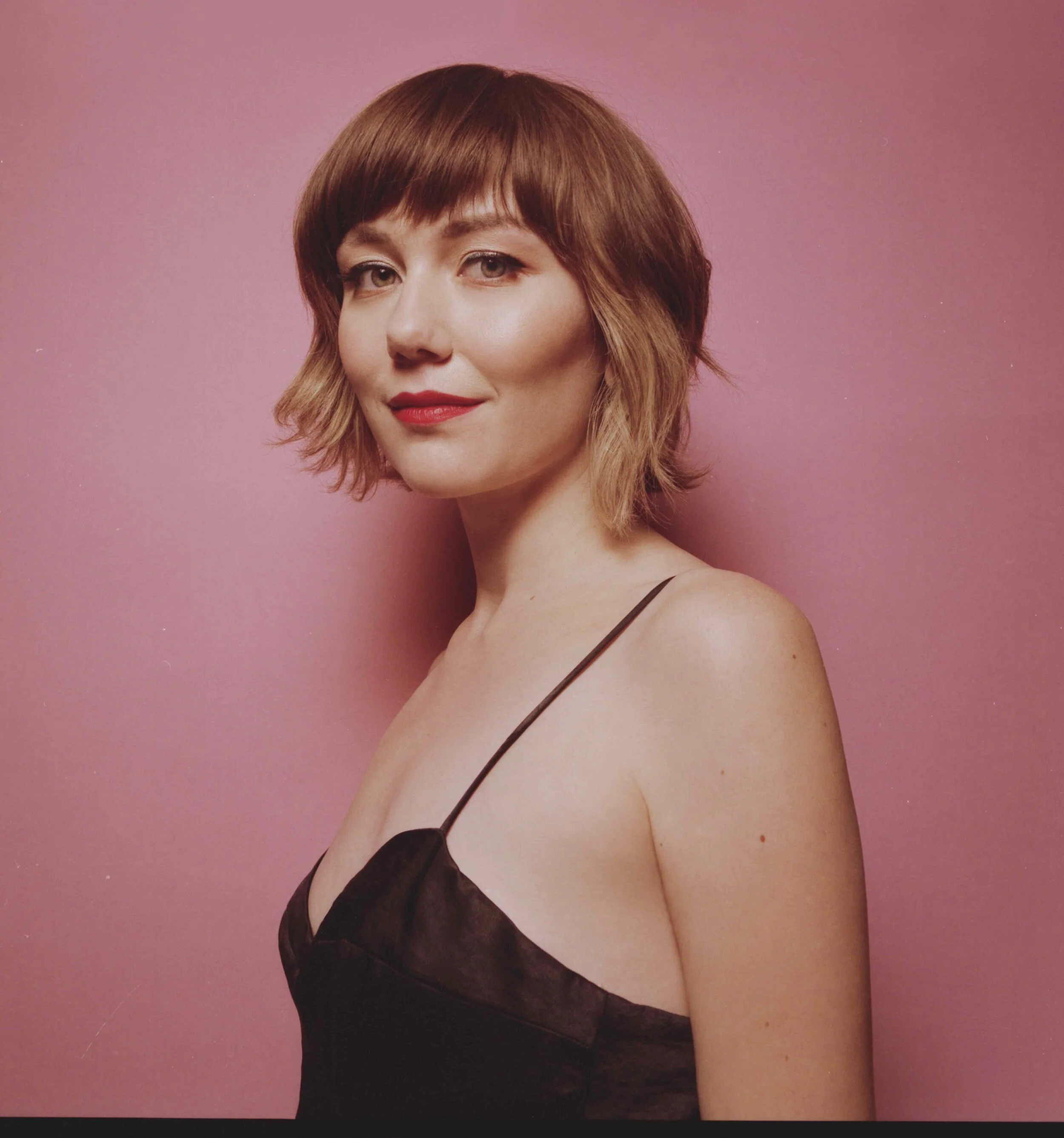 POSTPONED Molly Tuttle • Emelin • TBA