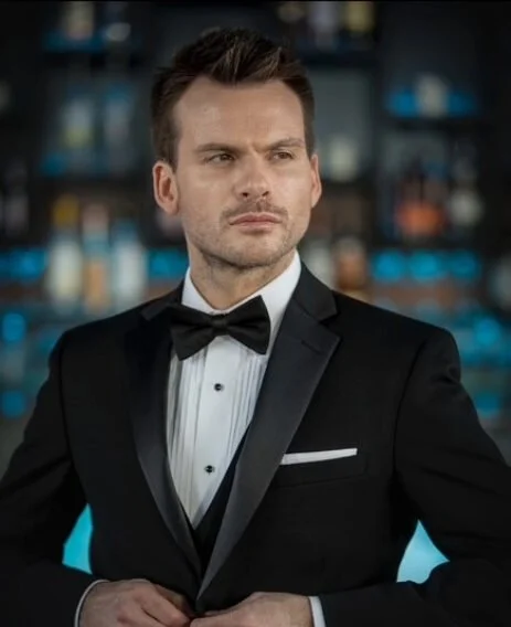 The Extraordinary Card Magic of Jason Ladanye • Landmark on Main St • 11.1.25