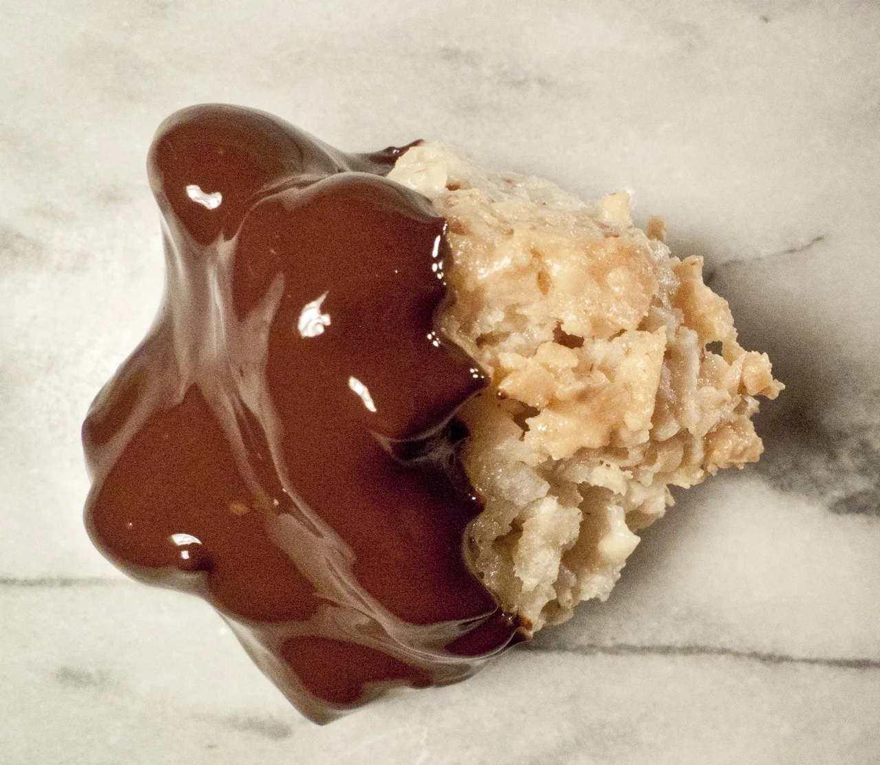 MACAROON FACEBOOK.jpg