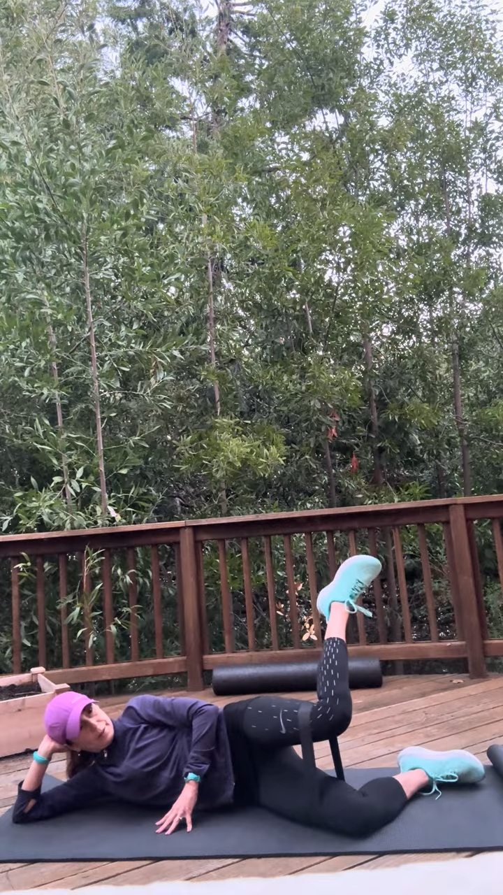 Strength video photo clamshell.png