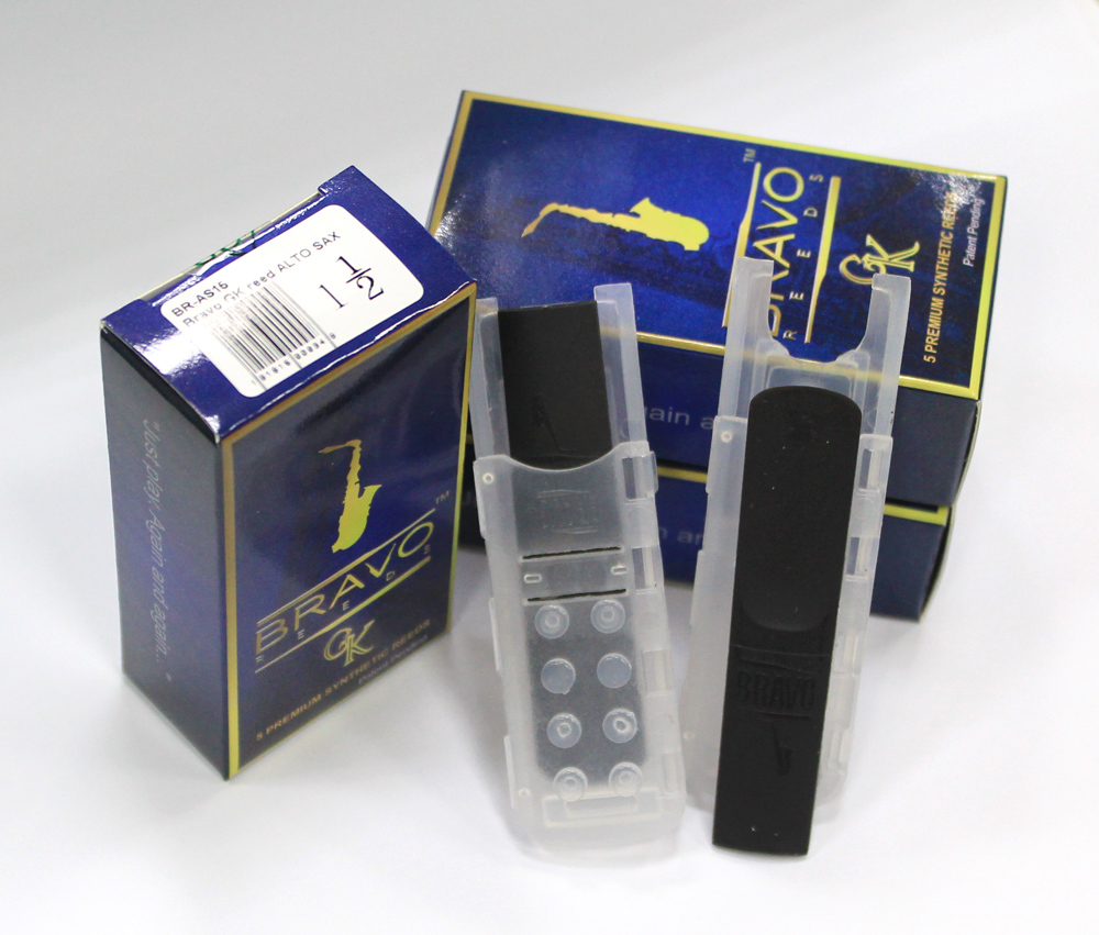 Bravo Synthetic Reeds for Tenor Saxophone Strength 2 Box of 5 Reeds