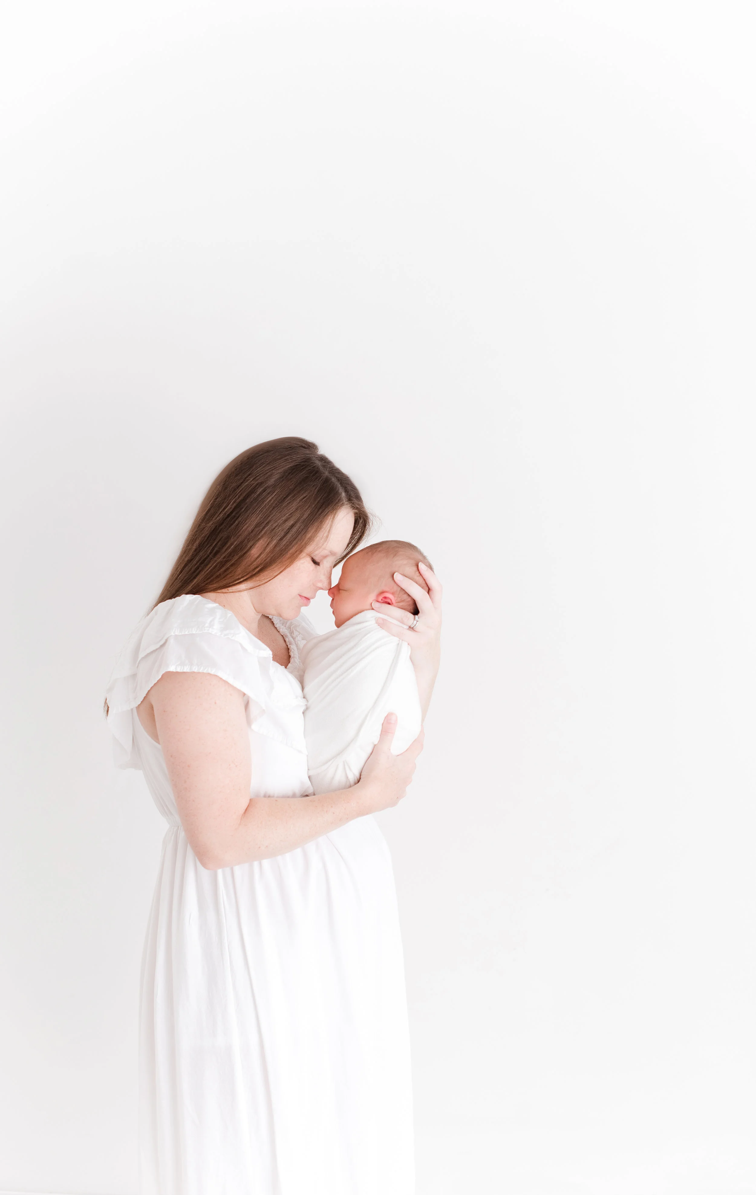 Mia Newborn unEdit proof -39final.jpg