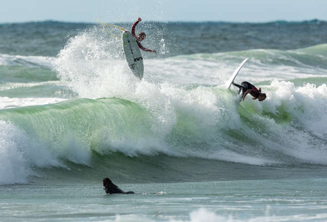 My flatmates for the week sharing meals and waves... Billy Stairmand and Sean Peggs