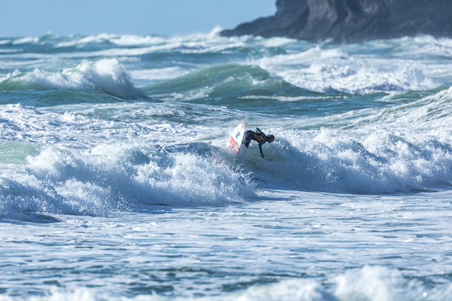 Lots of this going on... 2017 Champ Ella Williams finding a reform in turbulent, junky westie conditions