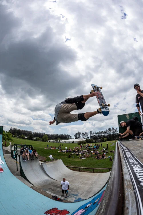 Ants's fakie Ollie...crowd and judge pleaser