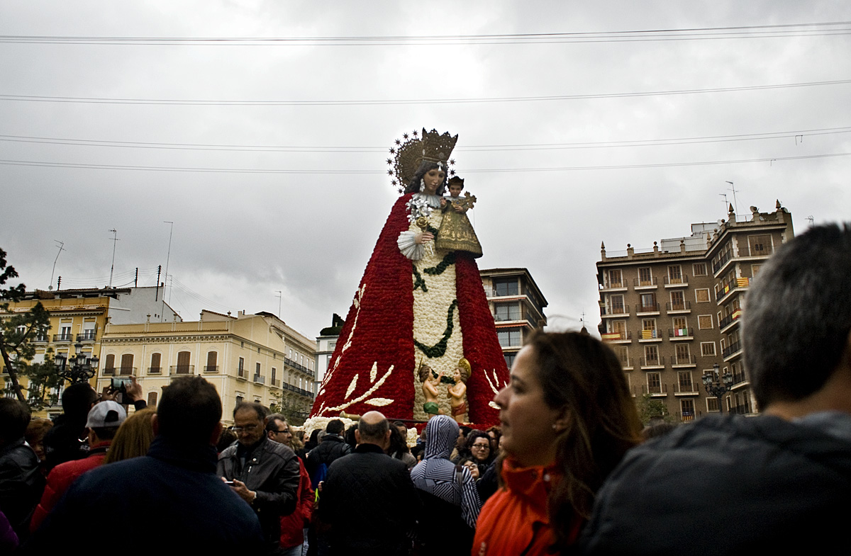 The Virgin Mary, after her dress is completed with flowers from the thousands of falleras who brought bouquets from their neighborhoods.