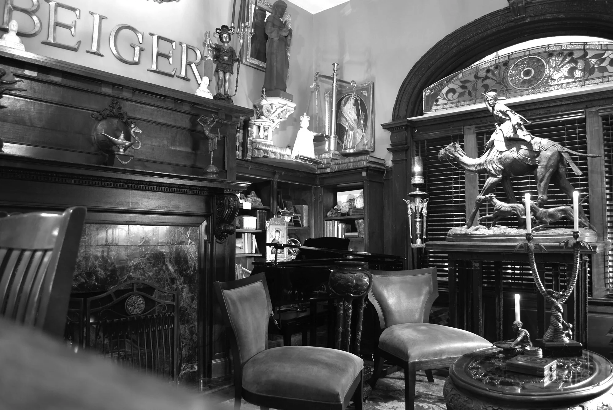 028_BW.jpg
