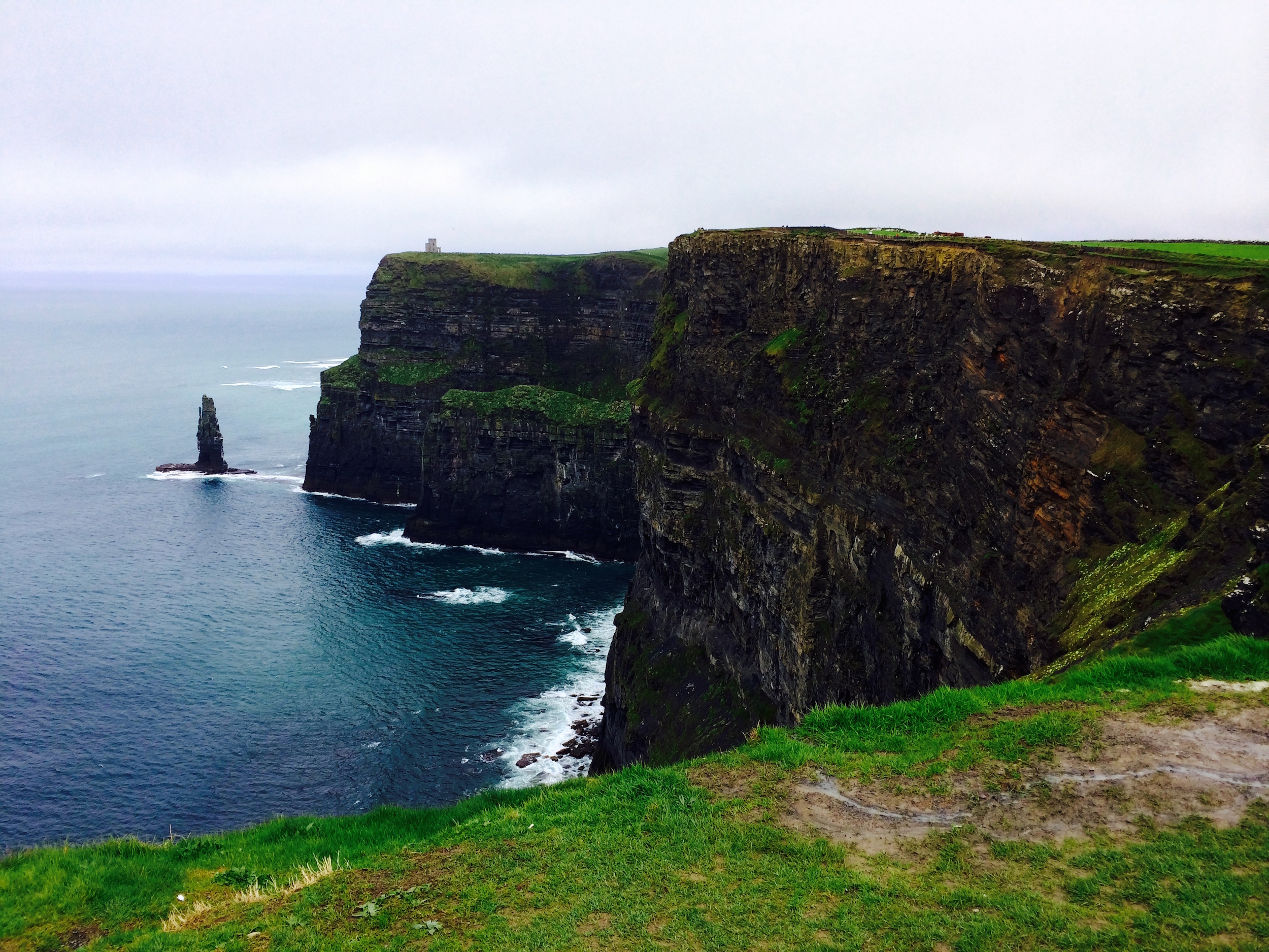   Ireland    Cliffs of Moher  