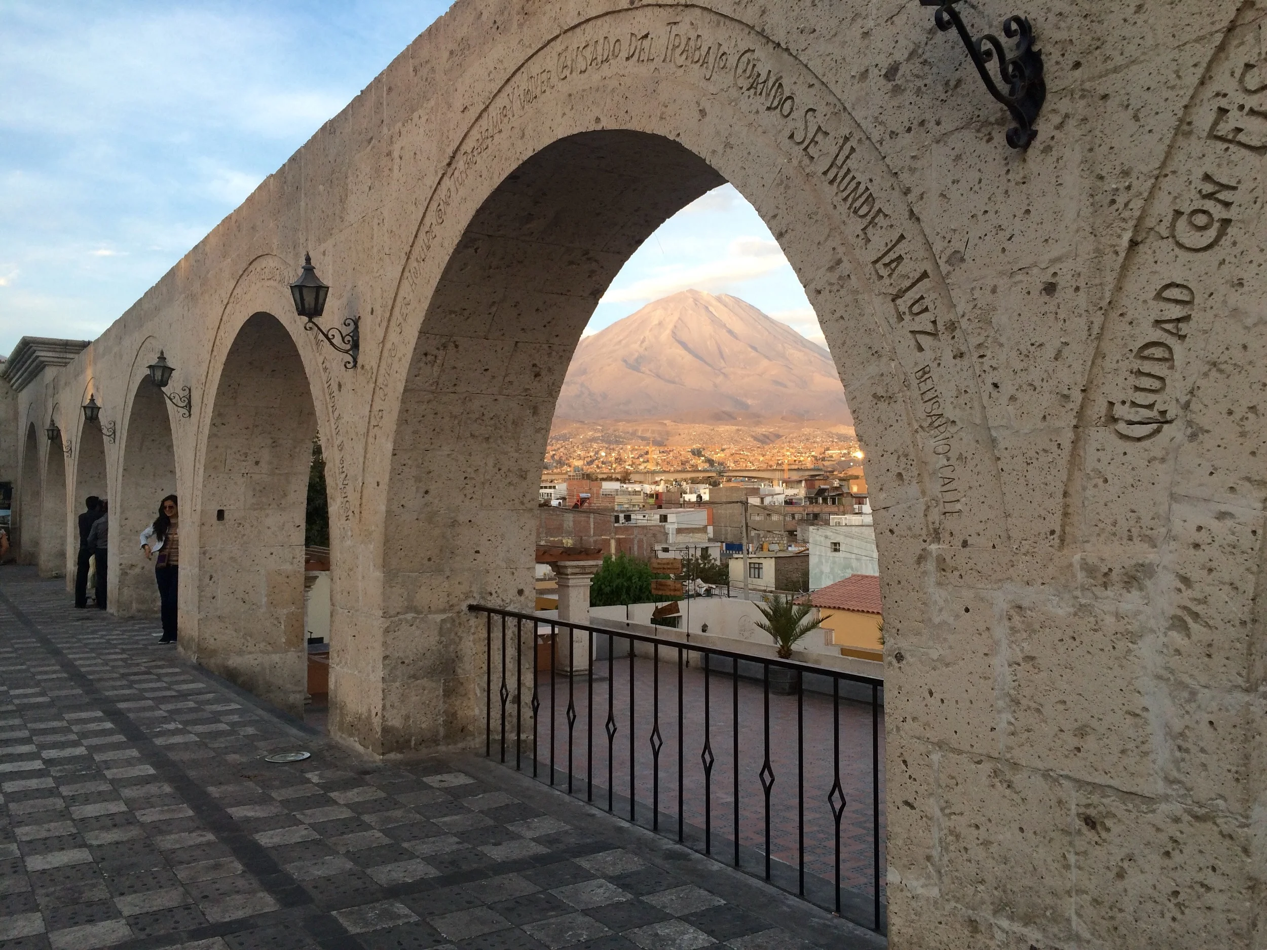 The famous Mirador de Yanahuara, a lookout over the city