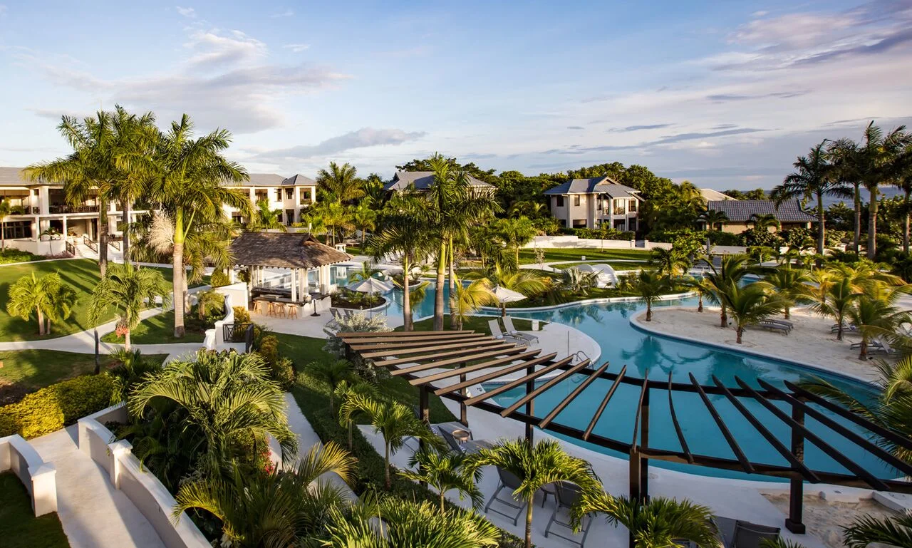 The Cliff Resort Photo.jpeg