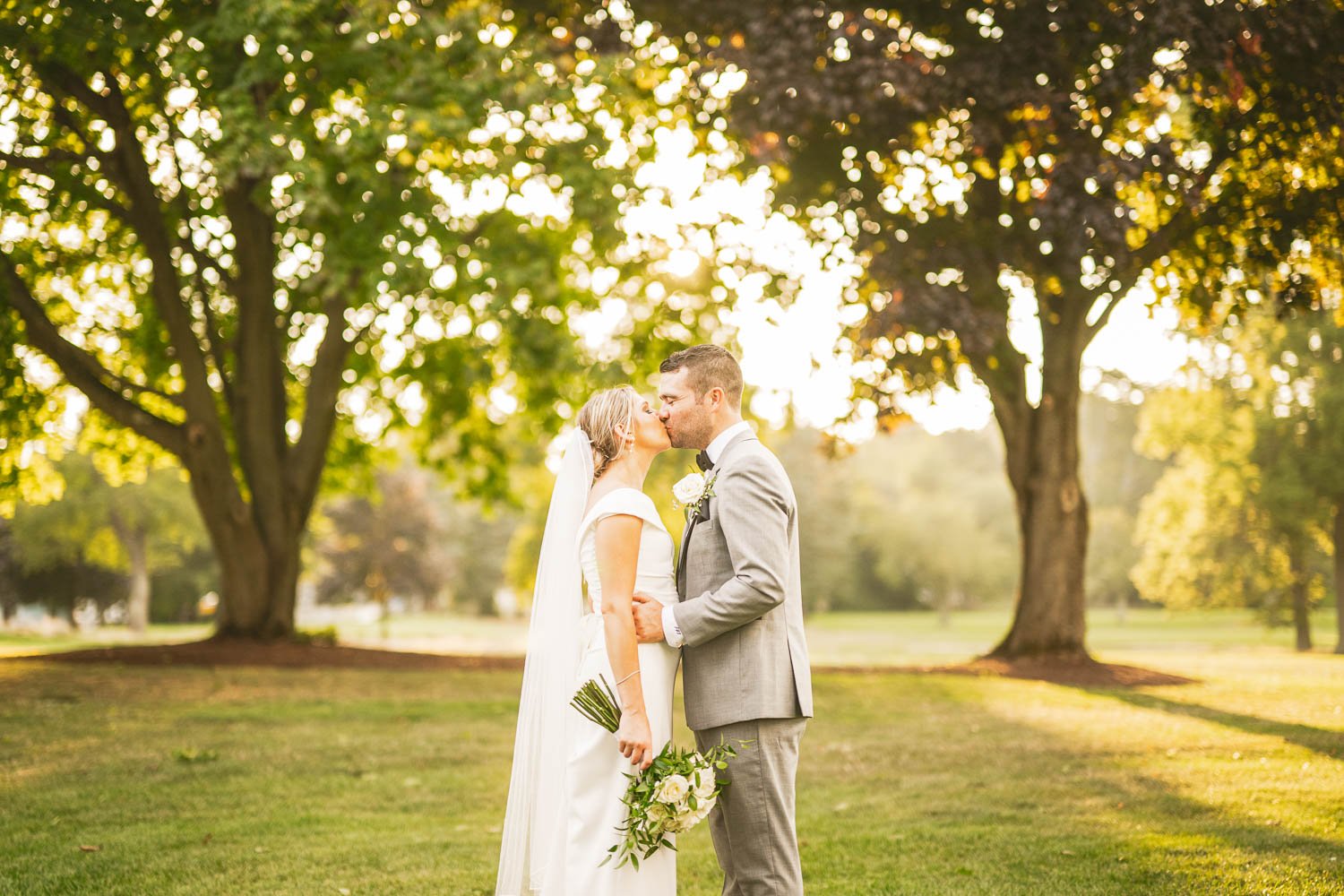 Mill River Country Club Wedding