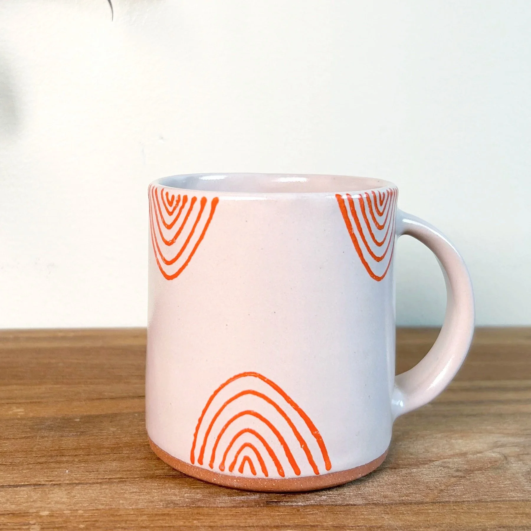 whitemugwithorangecircle.jpg