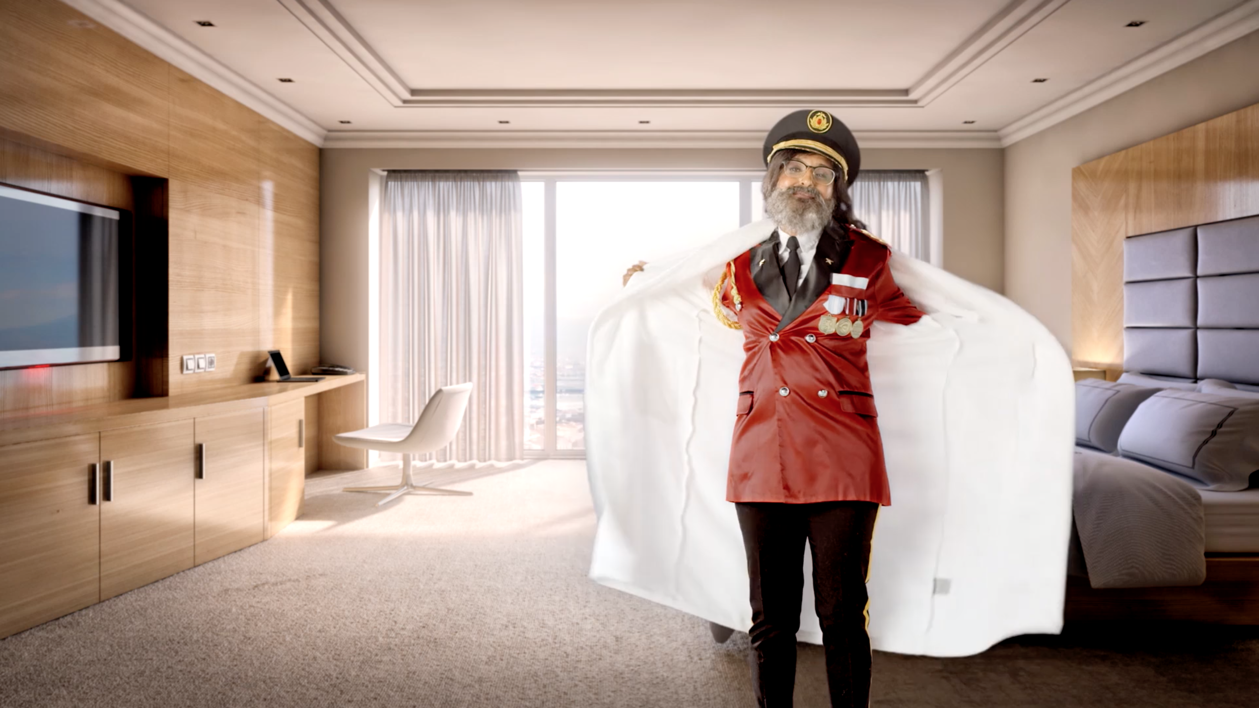 Hotels.com - Temporary Captain