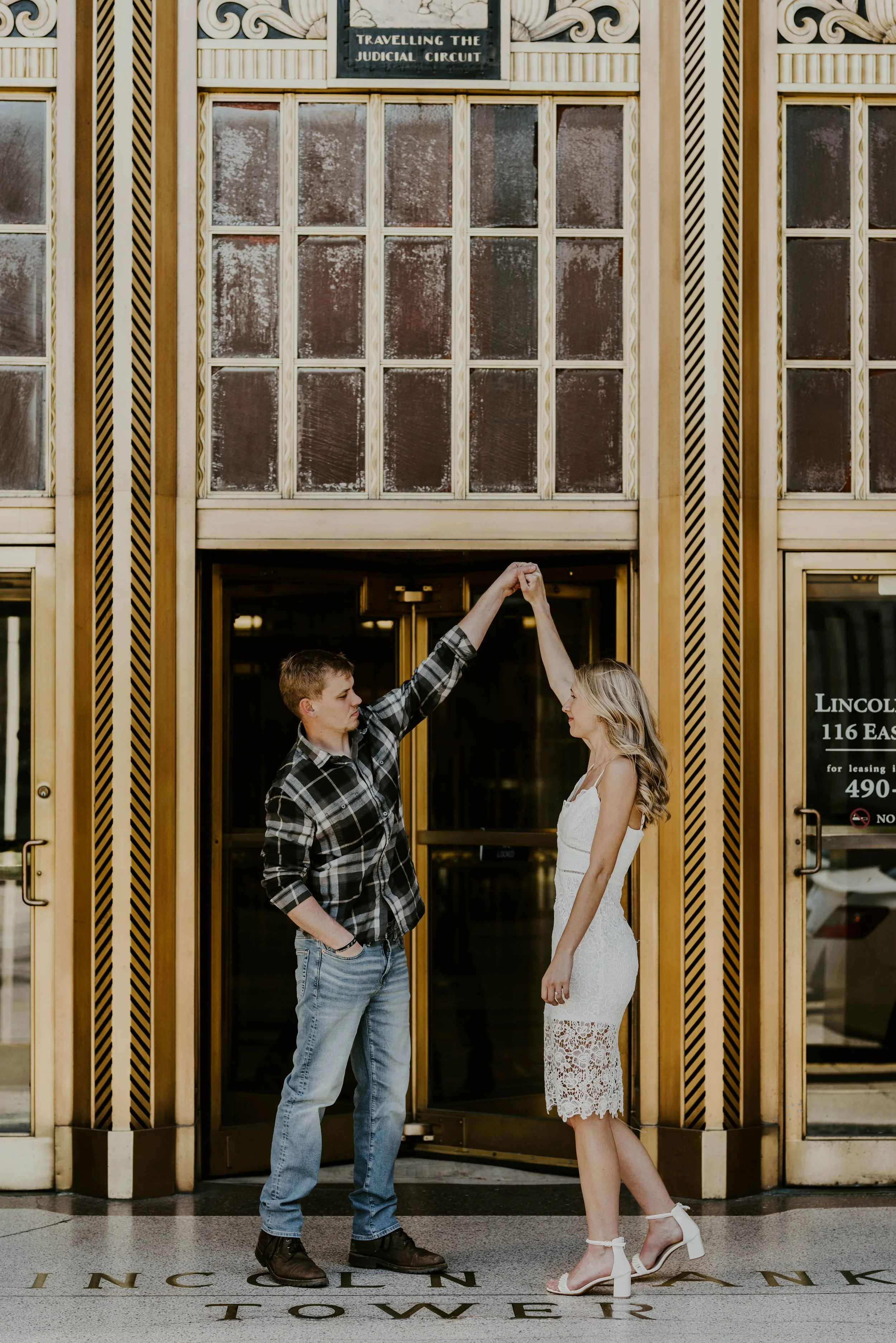 Madison &amp; Carston | Downtown Fort Wayne, Indiana Engagement Session