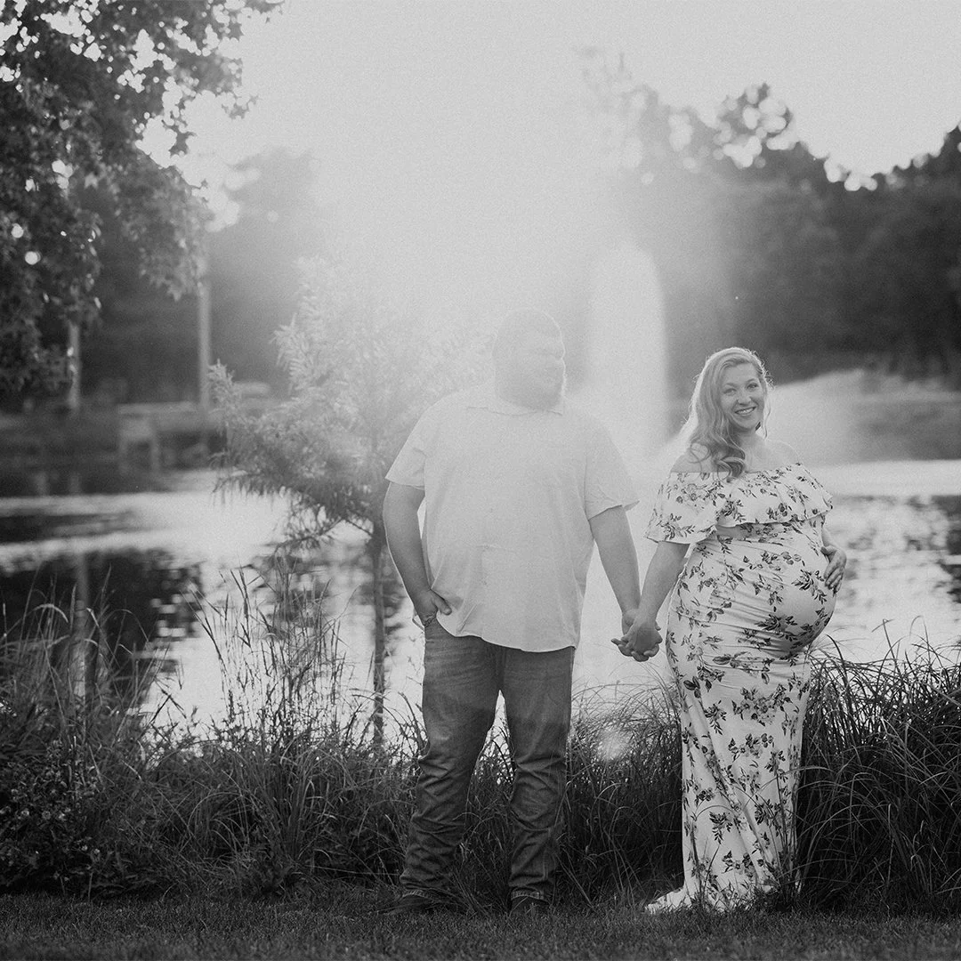 Joey + Julia's Lakeside Park maternity was gorgeous ❤️