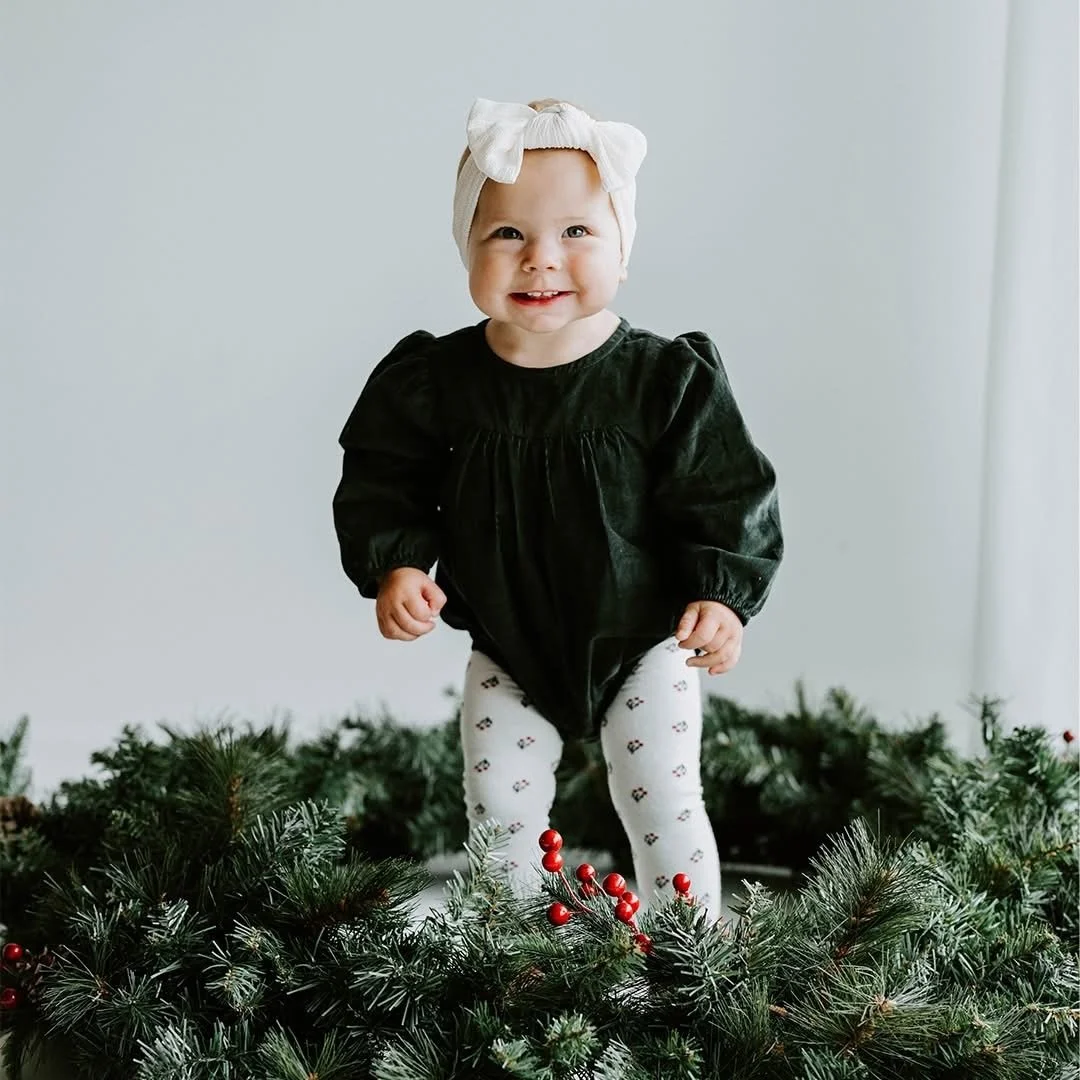 &amp; that&rsquo;s a wrap on Christmas Mini Sessions 🎄 I am still offering these mini sessions (info below)!!! ⬇️

Thank you to everyone who came out to these, y&rsquo;all are amazing and know how to make a girl feel good. All minis have been delive