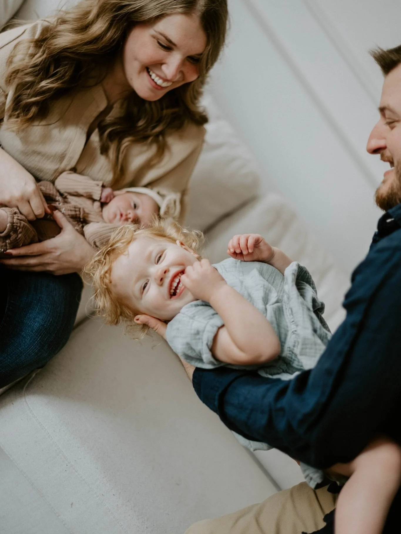 Merry Christmas ❤️🎄 

It&rsquo;s been such an amazing year filled with weddings, engagements, families, newborns, seniors, and so much more! 

I can&rsquo;t wait to see what 2026 holds for me with Simply Rachel Photography and becoming a mom 🤰I hop