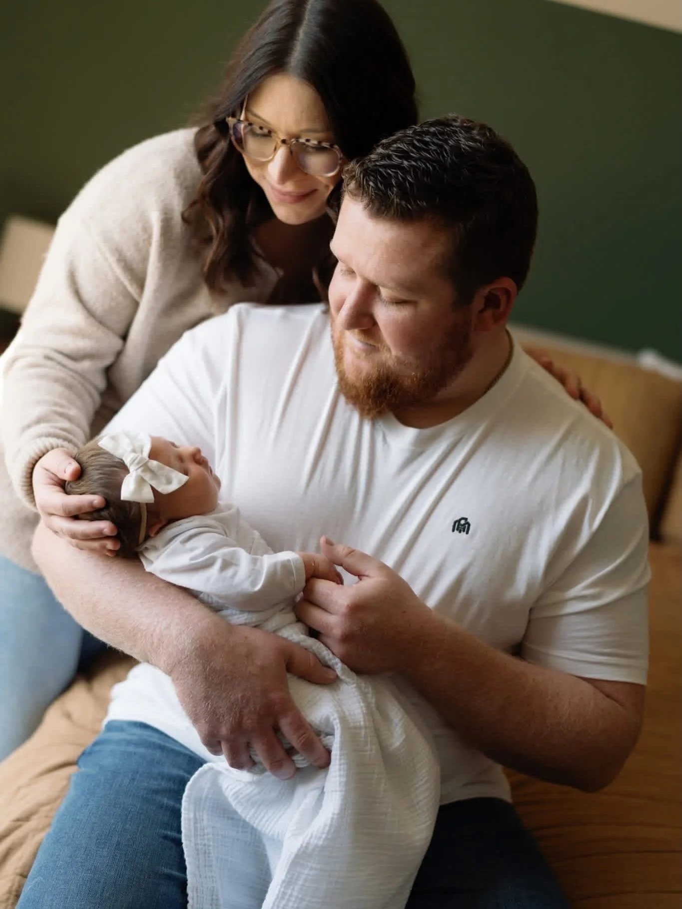 Hey 👋 it&rsquo;s Rachel here! 
 
Just a little life update for y&rsquo;all ❤️ Wyatt has been thriving &amp; it&rsquo;s been so fun becoming mom &amp; dad!! Our chunky girl will be 6 weeks this weekend, she loves: 

&bull; Eating. Girl knows  what sh