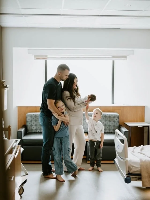 Samuel sure is loved ❤️❤️ I had to put this one on my feed, it was my favorite shot! #fresh48