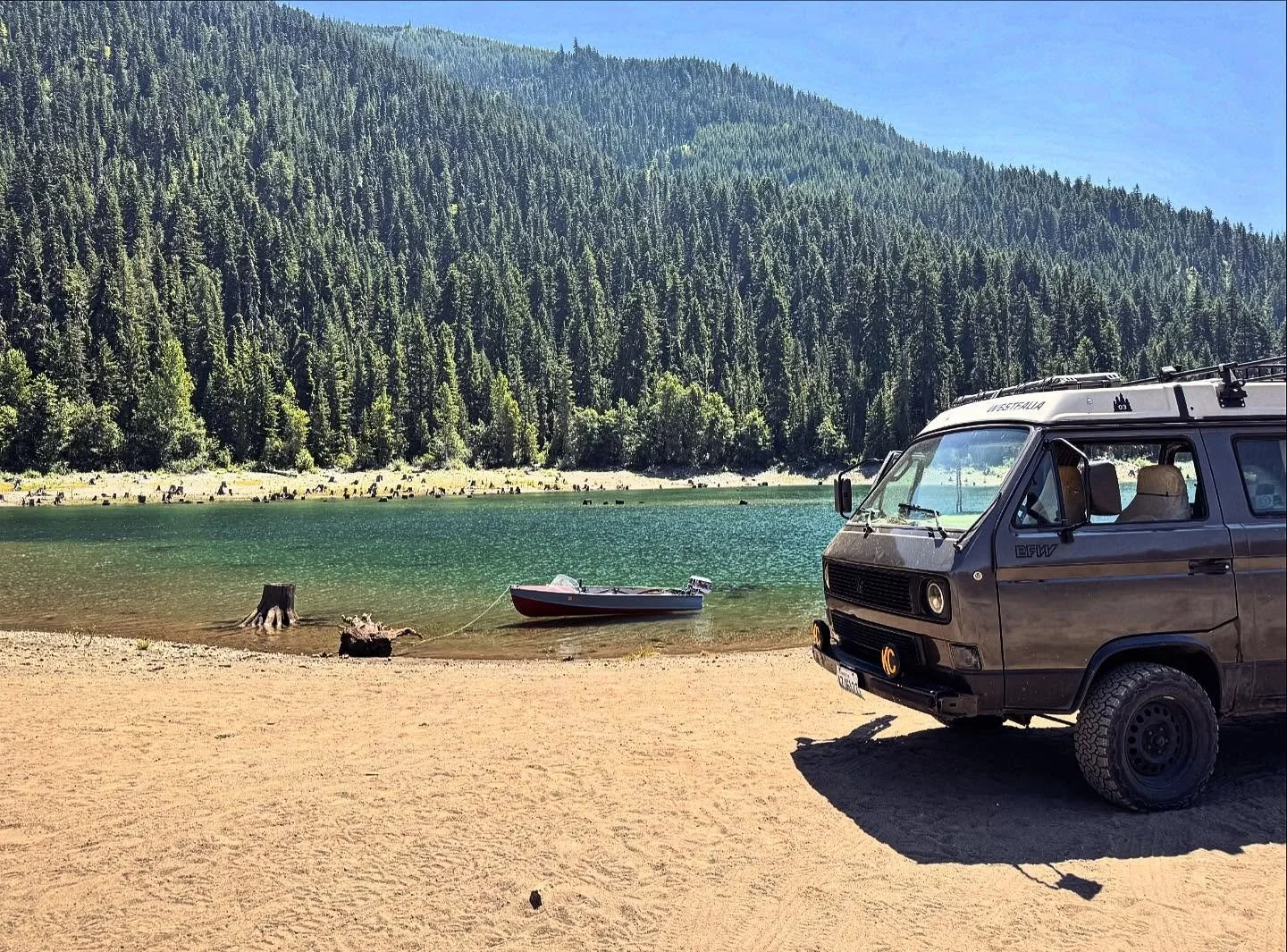 Solid lineup #peaksummer #publichands