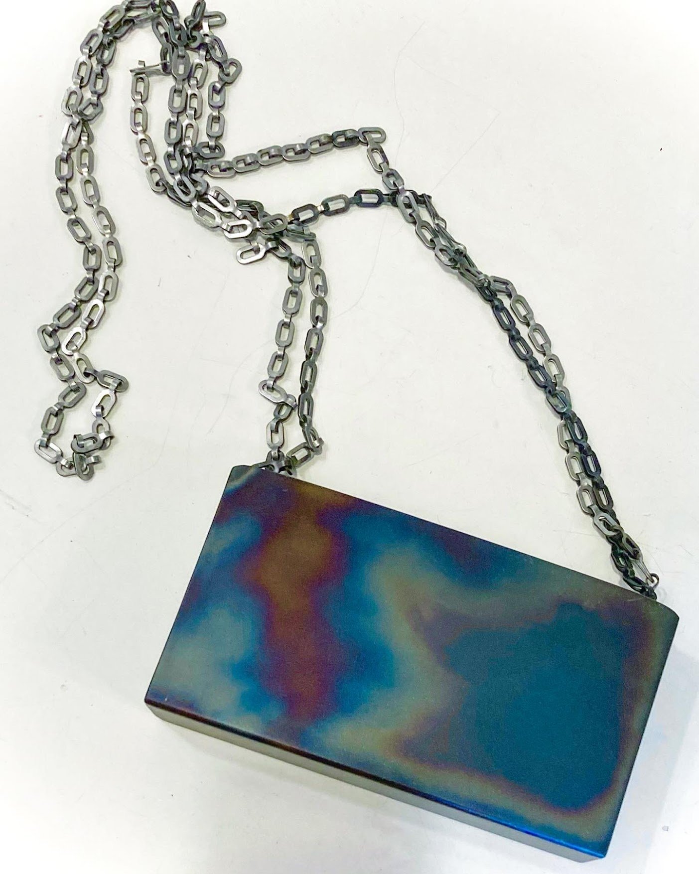  Heat treated steel welded purse with stainless steel chain strap (back, 2/2) 