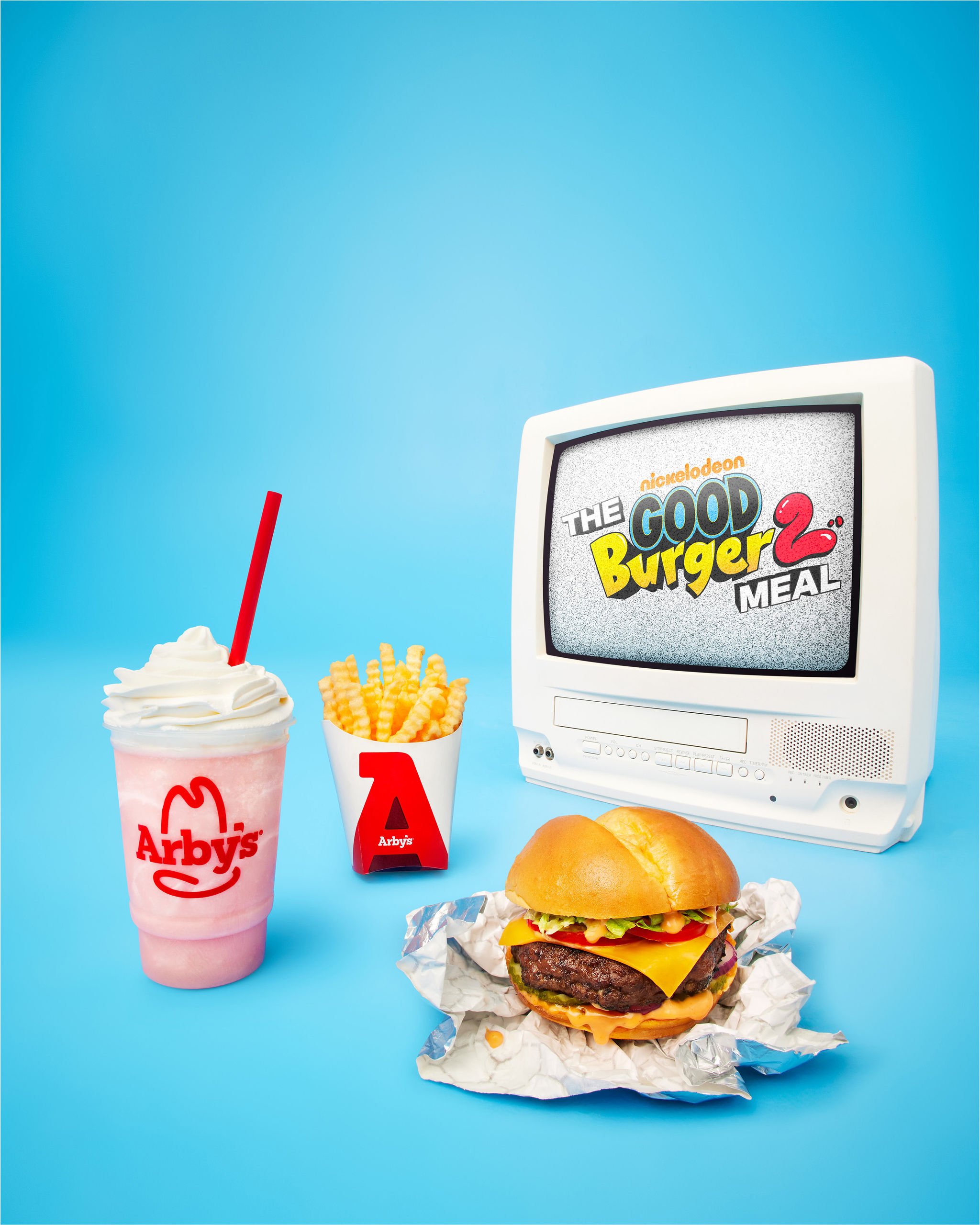 crop_FARB2300891_Arby's_GoodBurger2_Carousel3of10_TVMeal_4x5.jpg