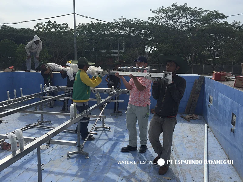 Proses Pemasangan Air Mancur Musikal Kenjeran Surabaya (Installation Process For Kenjeran Surabaya Musical Fountain)
