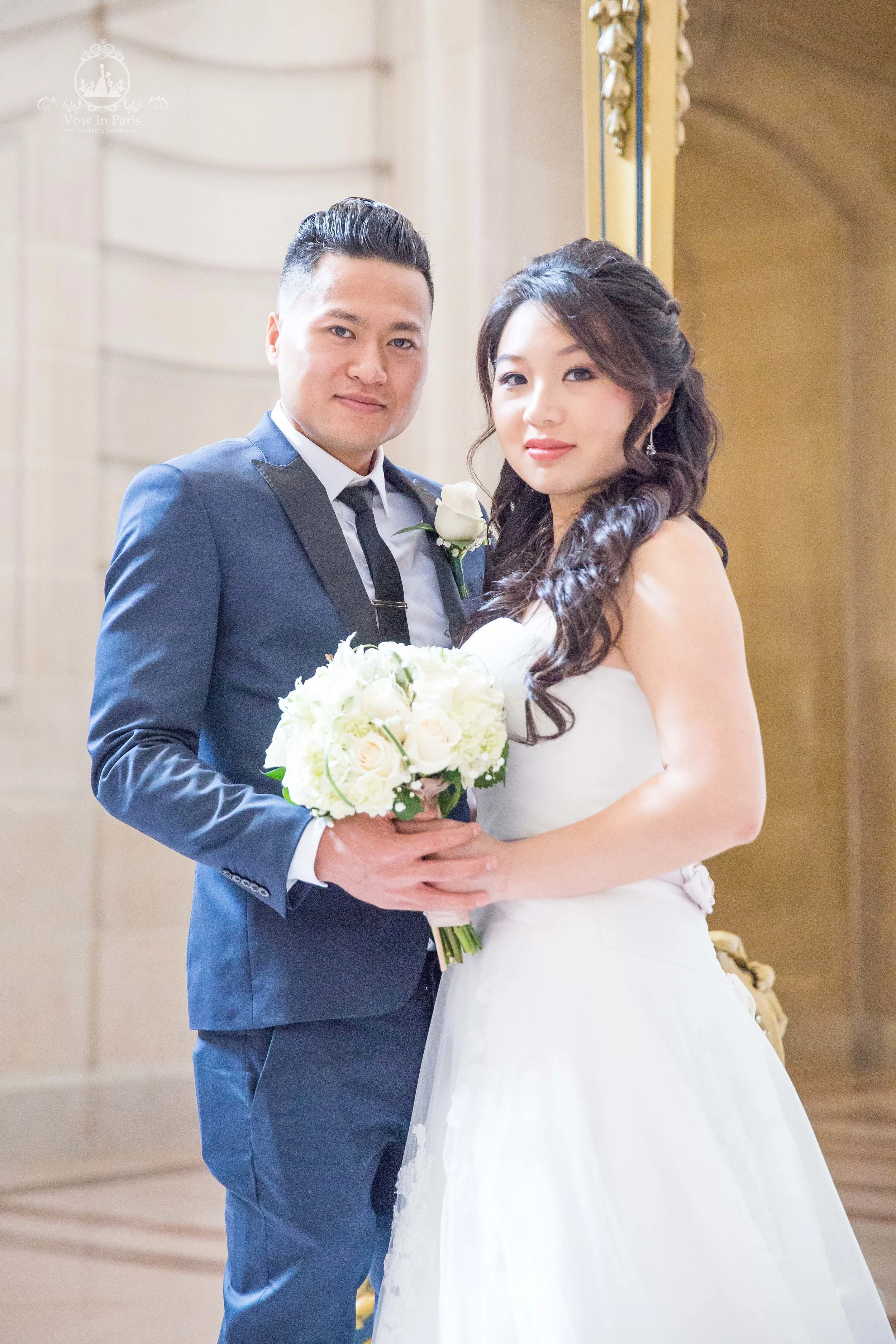 Katty & Angel City Hall-4.jpg