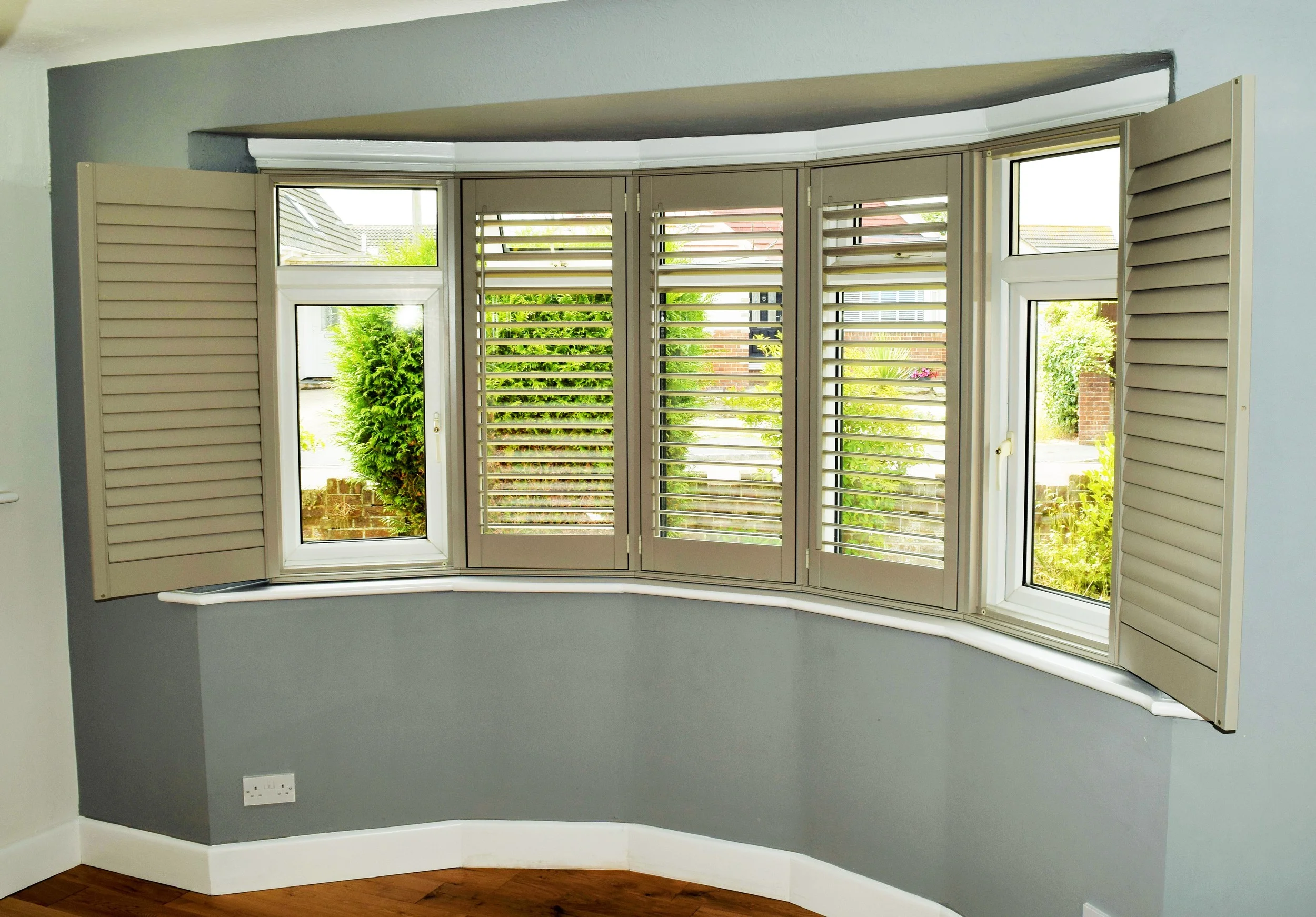 What Is A Bay Window Shutter? , Shutters for Bay and Bow Windows – IRCX