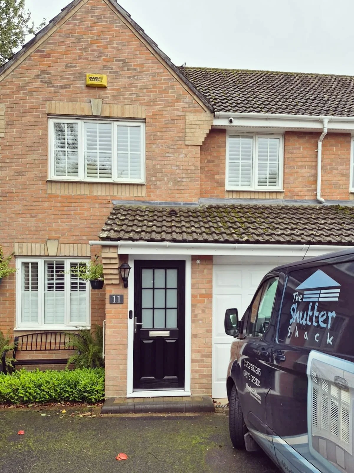 Hardwood Shutters installed in Verwood today to this lovely home.
89mm louvres, in pure white with the easy tilt mechanism.
.
.
.
.
#plantationshutters #windowshutters #bespokeshutters #madetomeasure #shutters #shutterblinds #whiteshutters #interiors