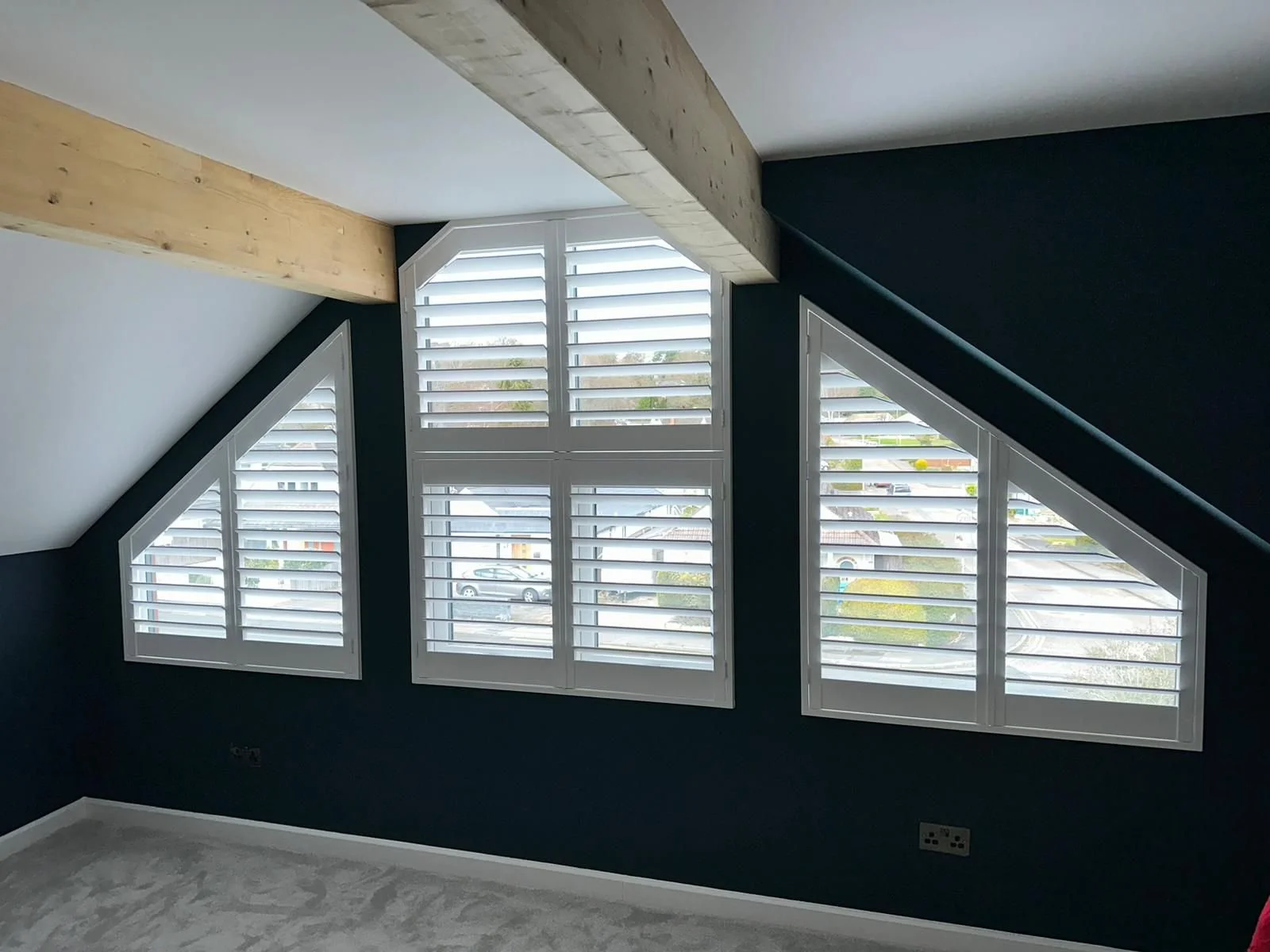 Tier On Tier Central Section to Shaped Shutters.jpeg