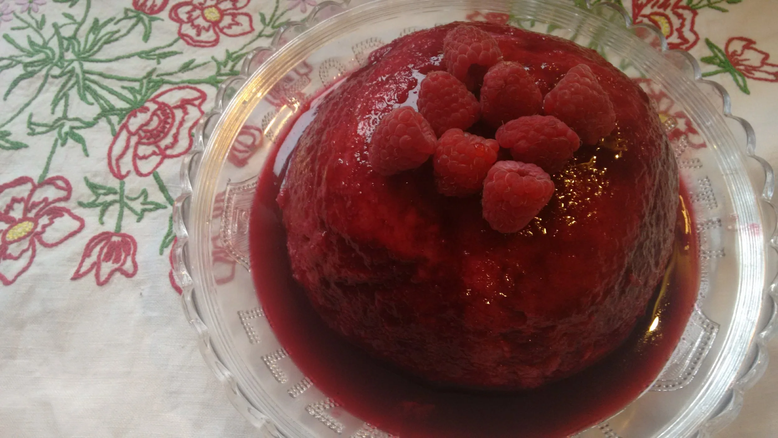 A MEADERS SUMMER PUDDING