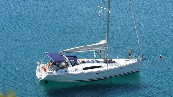 Malta Sailing Experiences 50 foot Oceanis2.jpg
