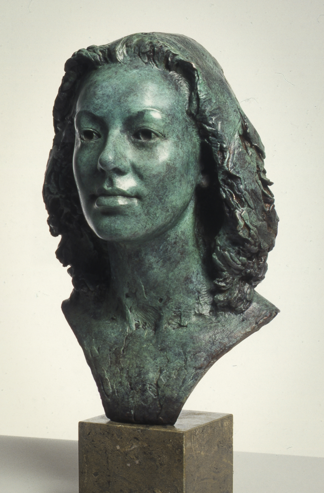 Portrait sculpture - women