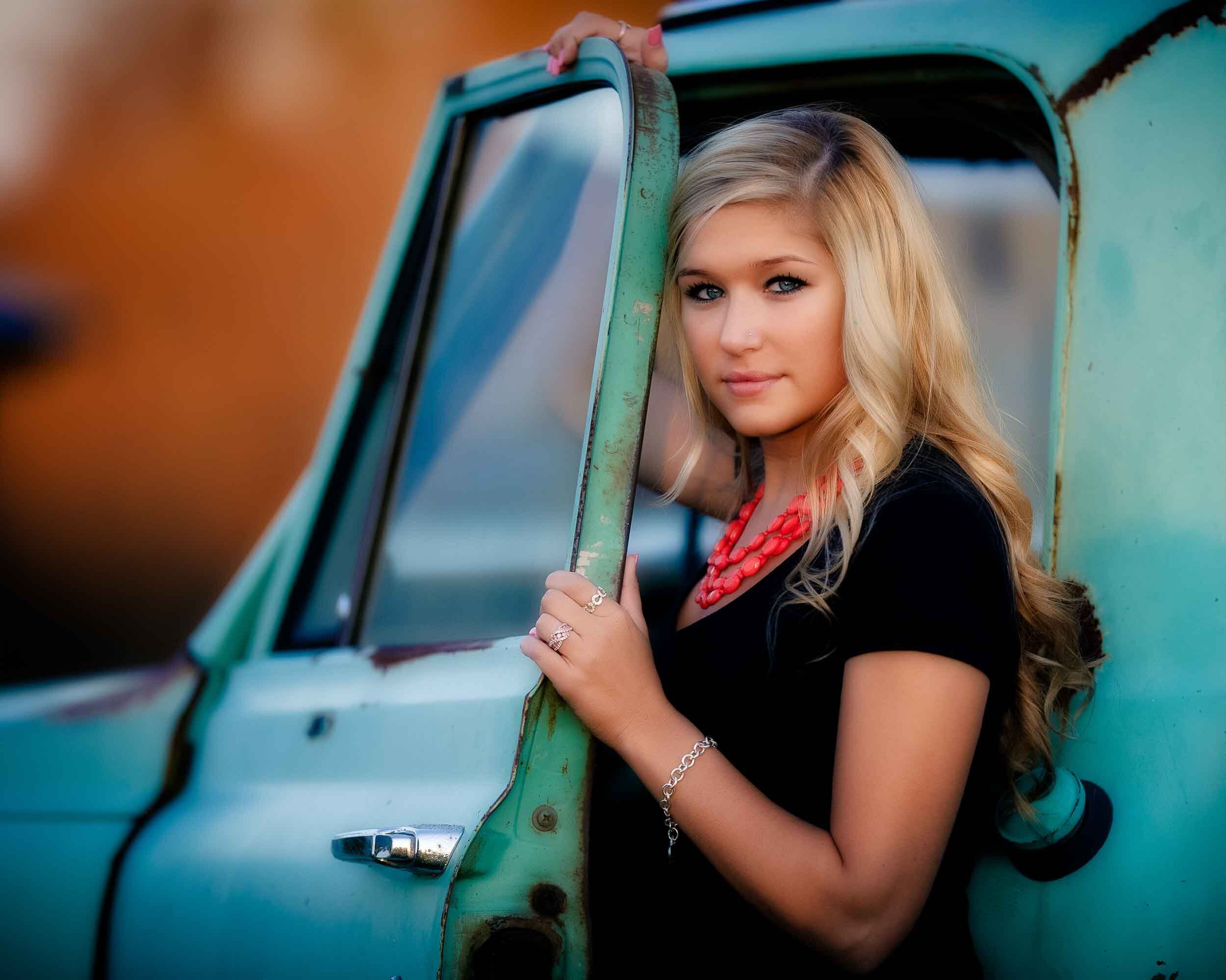 High school senior portrait in Maryland