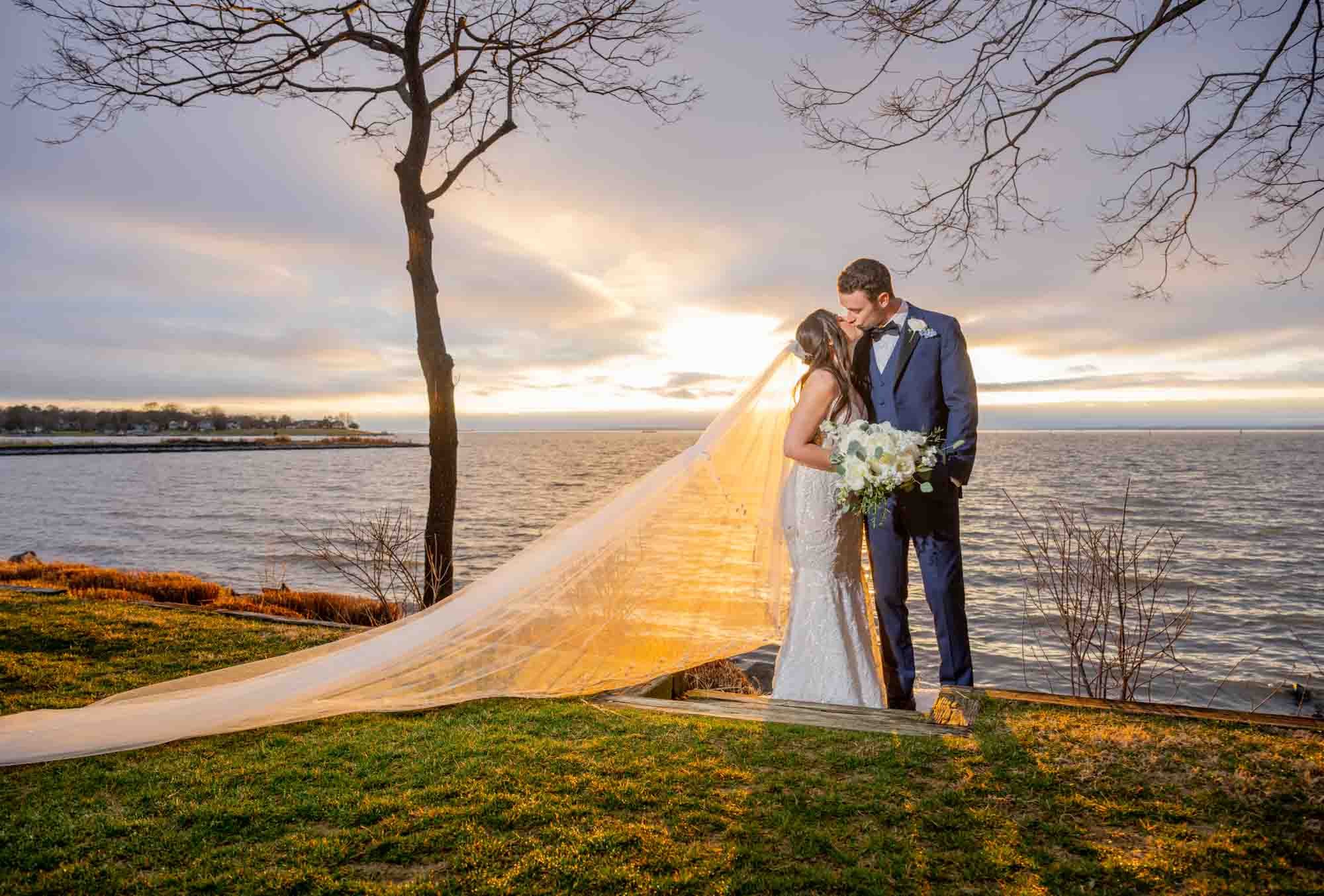 Chesapeake-Bay-Beach-Club-sunset-bride-and -groom-7134.jpg