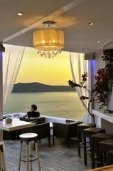You can even enjoy an afternoon coffee at Crystal